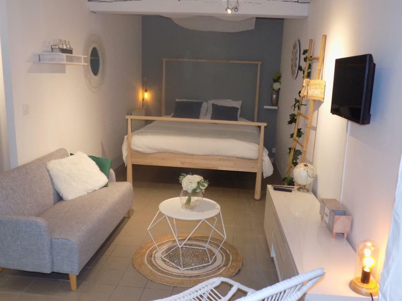 Charmant Studio A Colombages มอร์เล ภายนอก รูปภาพ