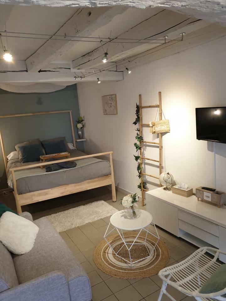 Charmant Studio A Colombages มอร์เล ภายนอก รูปภาพ