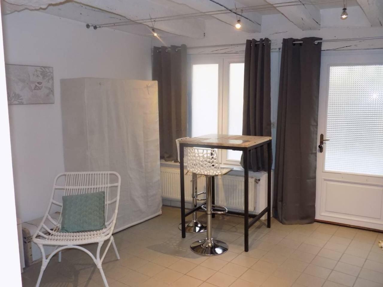 Charmant Studio A Colombages มอร์เล ภายนอก รูปภาพ